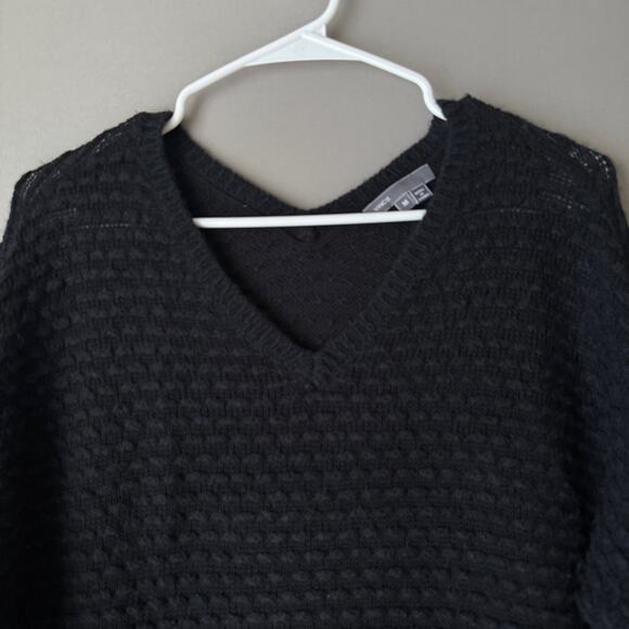 Vince sz M Black‎ wool sweater - Picture 2 of 8